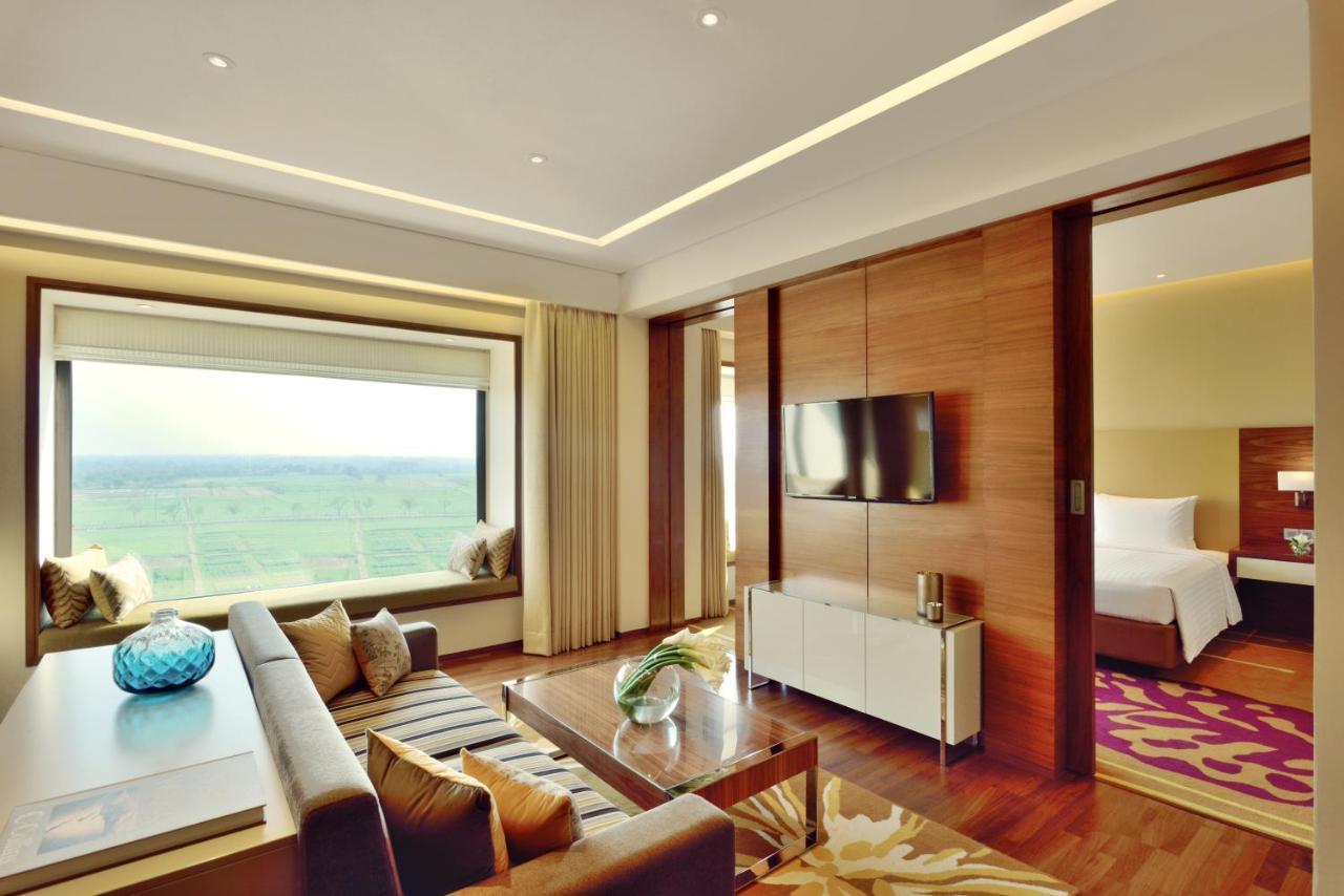 Hotel Courtyard By Marriott Raipur Extérieur photo