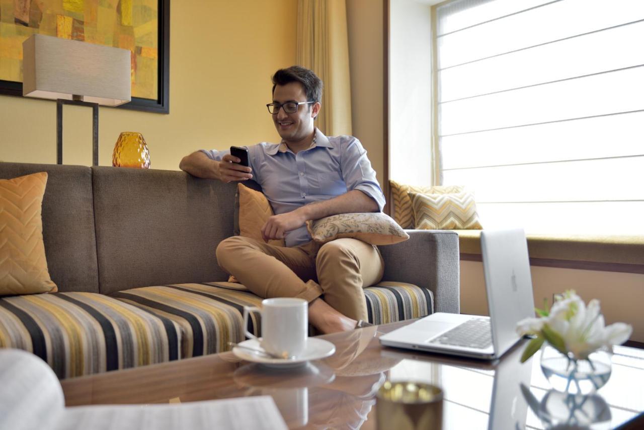 Hotel Courtyard By Marriott Raipur Extérieur photo