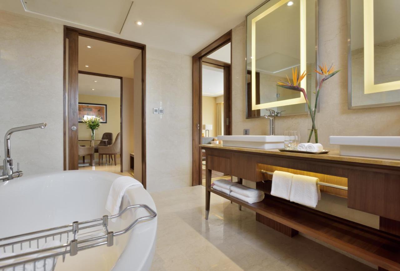 Hotel Courtyard By Marriott Raipur Extérieur photo